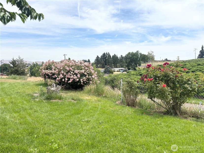 Property photo for 2261 Pleasant Hill Road, Selah photo 33