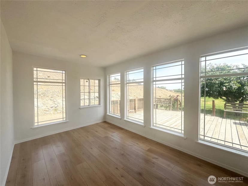 Property photo for 2261 Pleasant Hill Road, Selah photo 14
