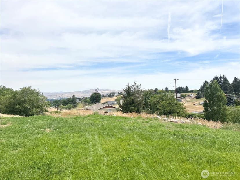 Property photo for 2261 Pleasant Hill Road, Selah photo 31