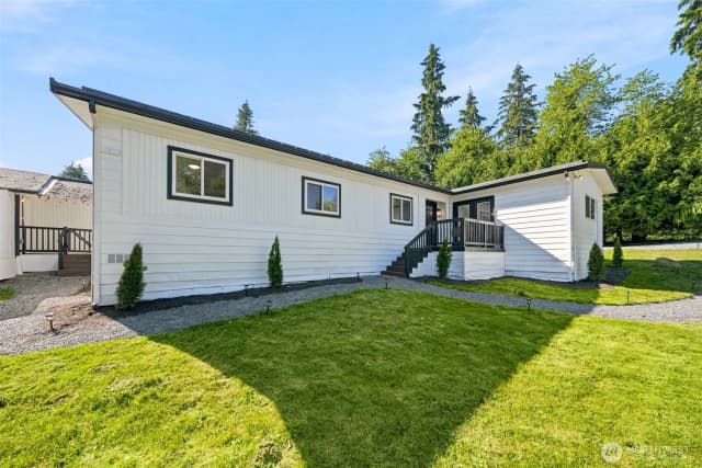 Property photo for 3412 147th Avenue Ne, Lake Stevens photo 2