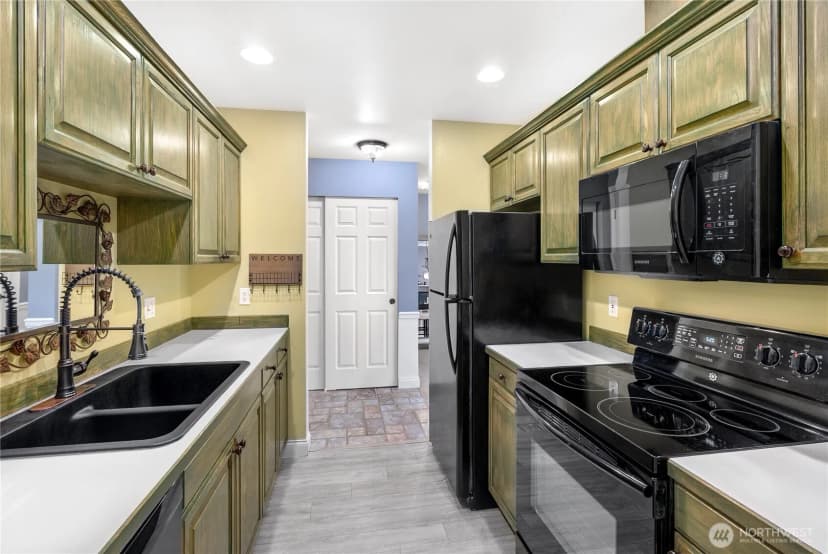 Property photo for 202 E Third Street #104, Cle Elum photo 6