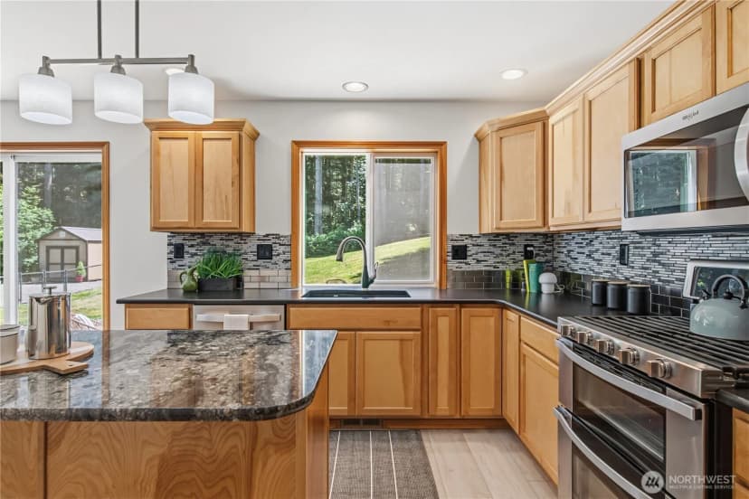 Property photo for 4111 161st Avenue Ne, Snohomish photo 6