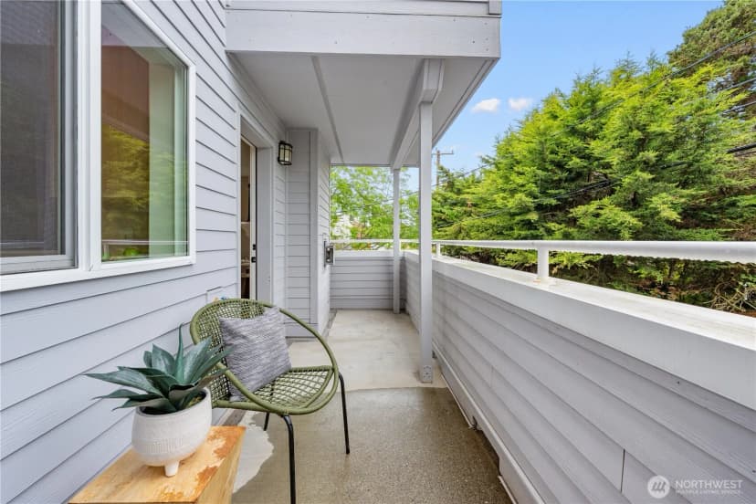 Property photo for 3435 California Avenue Sw #103, Seattle photo 28