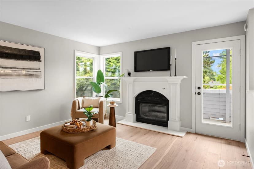 Property photo for 3435 California Avenue Sw #103, Seattle photo 12