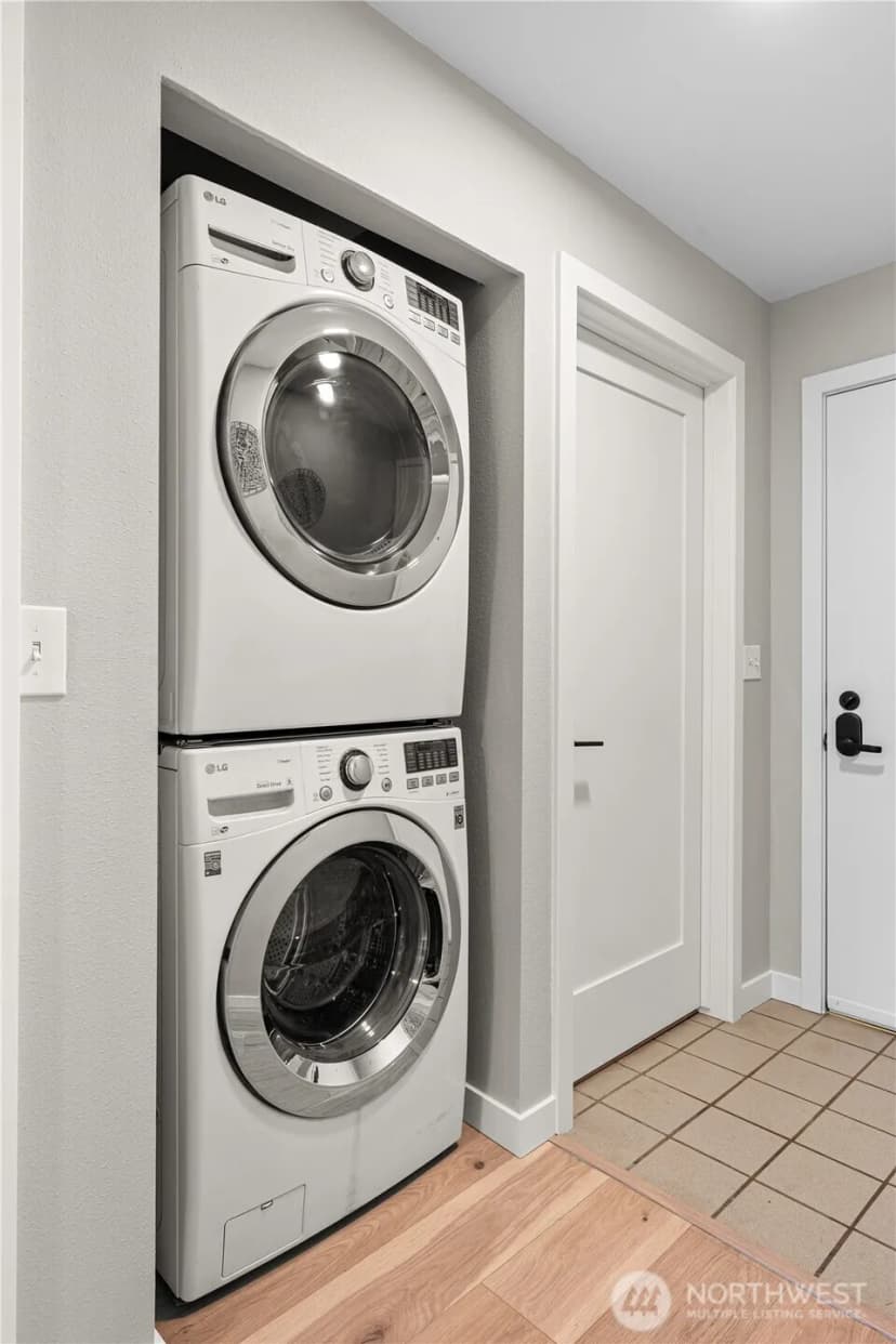 Property photo for 3435 California Avenue Sw #103, Seattle photo 25