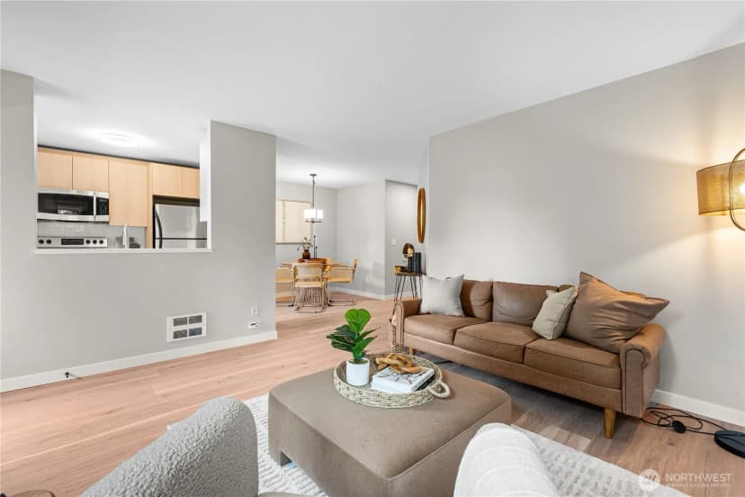 Property photo for 3435 California Avenue Sw #103, Seattle photo 15