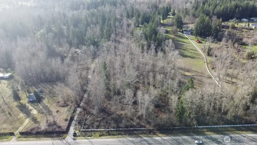 Property photo for 31510 Mountain Hwy Highway E, Eatonville photo 3