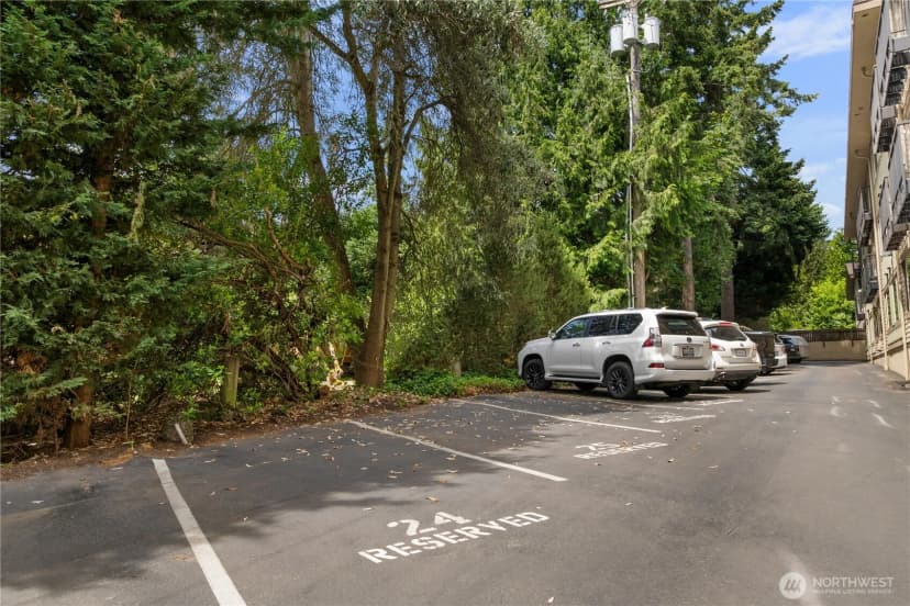 Property photo for 511 100th Avenue Ne #109, Bellevue photo 34