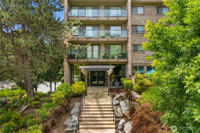 Property photo for 511 100th Avenue Ne #109, Bellevue