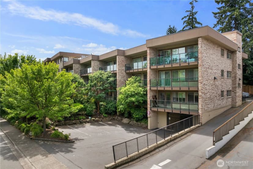 Property photo for 511 100th Avenue Ne #109, Bellevue photo 36
