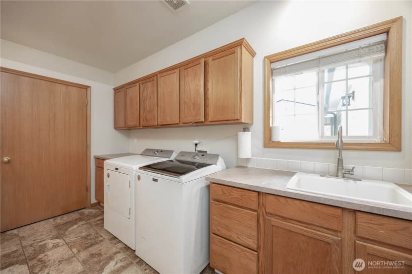 Property photo for 24810 W Humphrey Street, Yacolt photo 10