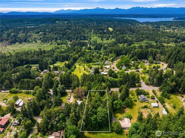 Property photo for 113 Xx North Madison Avenue Ne, Bainbridge Island photo 4