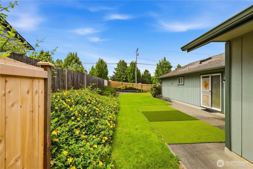 Property photo for 6524 64th Place Ne, Marysville photo 21