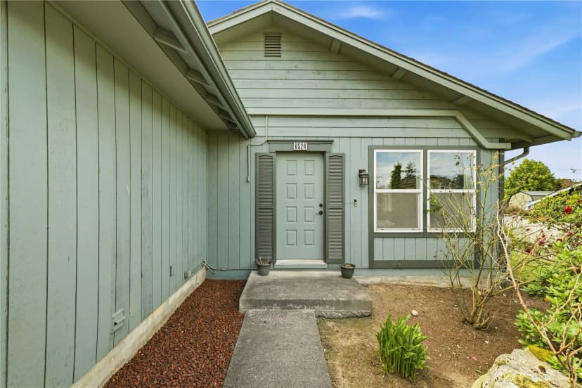 Property photo for 6524 64th Place Ne, Marysville photo 17