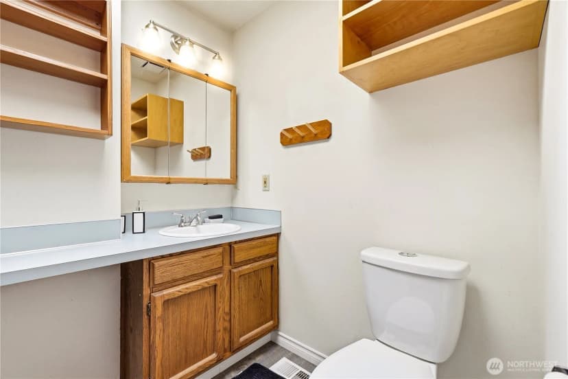 Property photo for 6524 64th Place Ne, Marysville photo 13