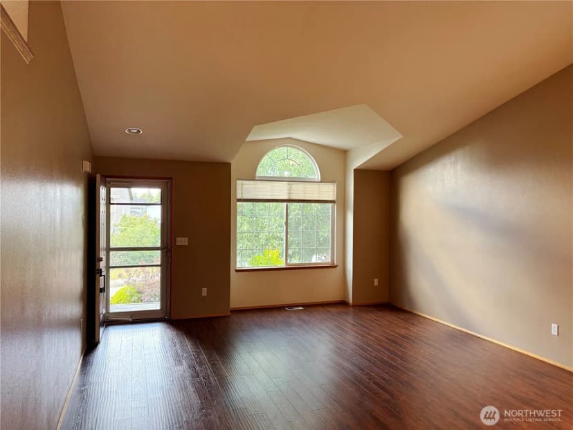 Property photo for 31590 115th Avenue Se, Auburn photo 9