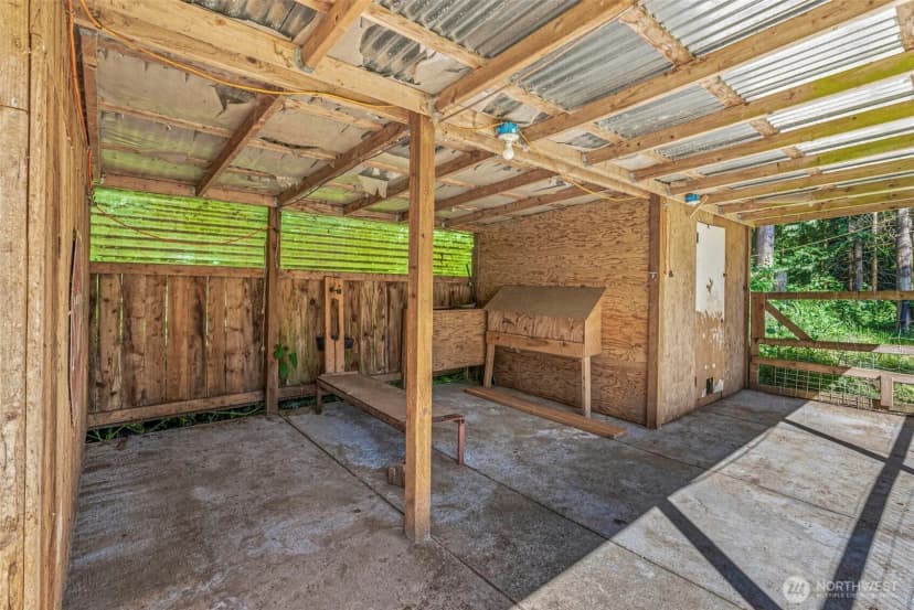 Property photo for 4212 Westside Highway, Castle Rock photo 22