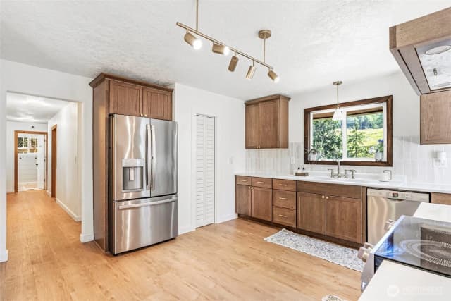 Property photo for 4212 Westside Highway, Castle Rock photo 3