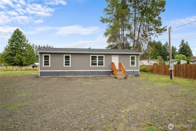 Property photo for 2716 Vantage Avenue Sw, Olympia photo 2