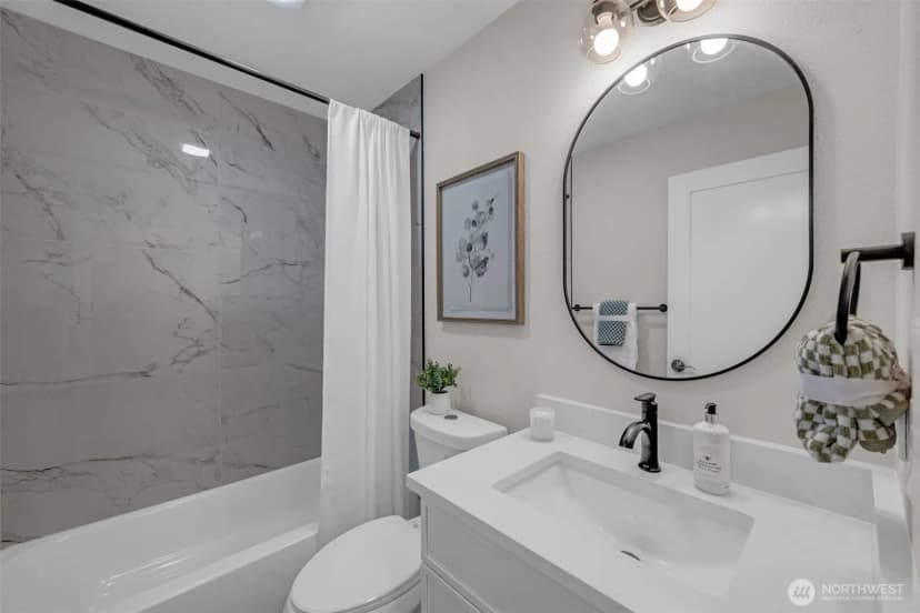 Property photo for 11701 100th Avenue Ne #4, Kirkland photo 17
