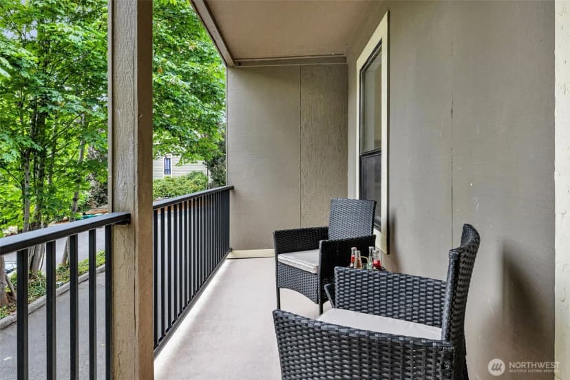 Property photo for 11701 100th Avenue Ne #4, Kirkland photo 23