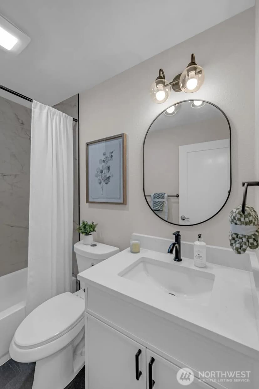 Property photo for 11701 100th Avenue Ne #4, Kirkland photo 18