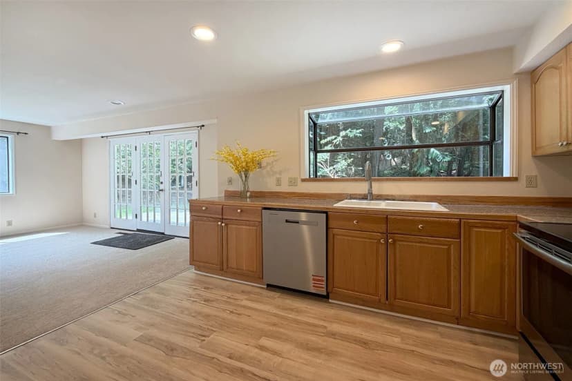 Property photo for 2117 227th Avenue Ne, Sammamish photo 16