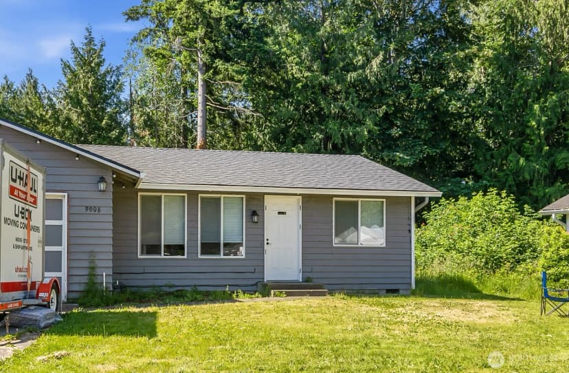 Property photo for 9010 9th Place Se, Lake Stevens photo 2
