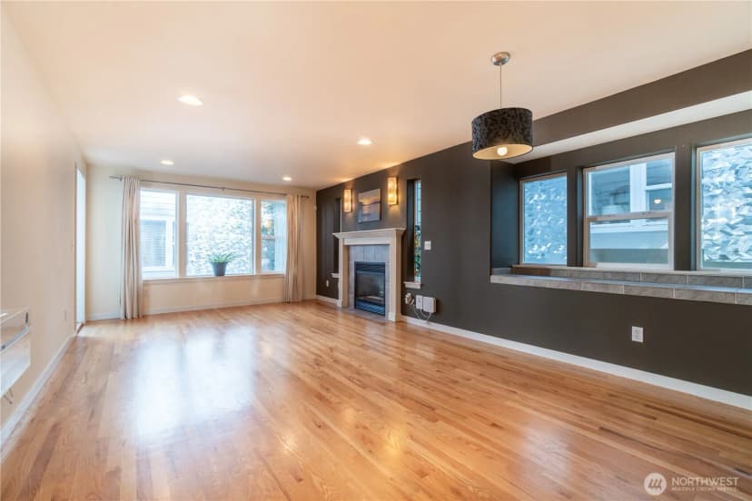 Property photo for 205 27th Avenue S #205, Seattle photo 19