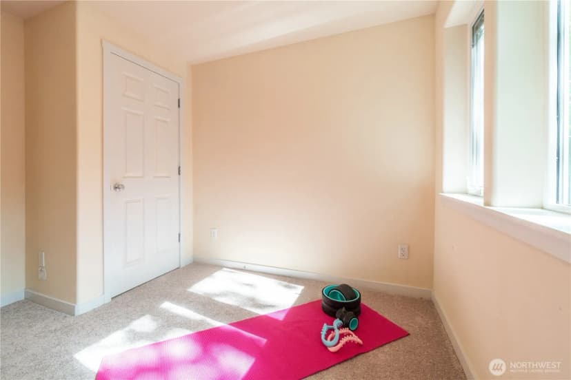 Property photo for 205 27th Avenue S #205, Seattle photo 11