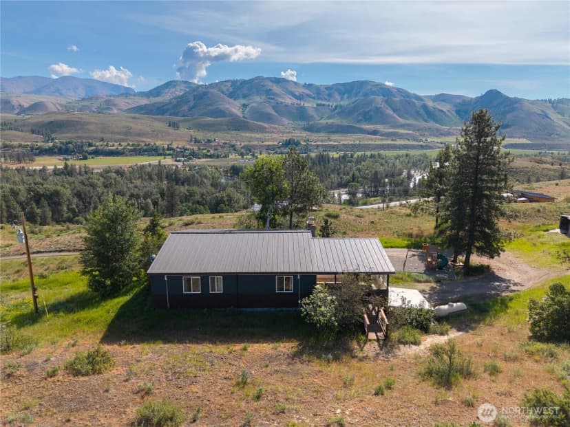 Property photo for 29 Signal Hill Road, Twisp photo 4