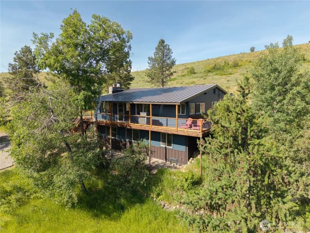Property photo for 29 Signal Hill Road, Twisp
