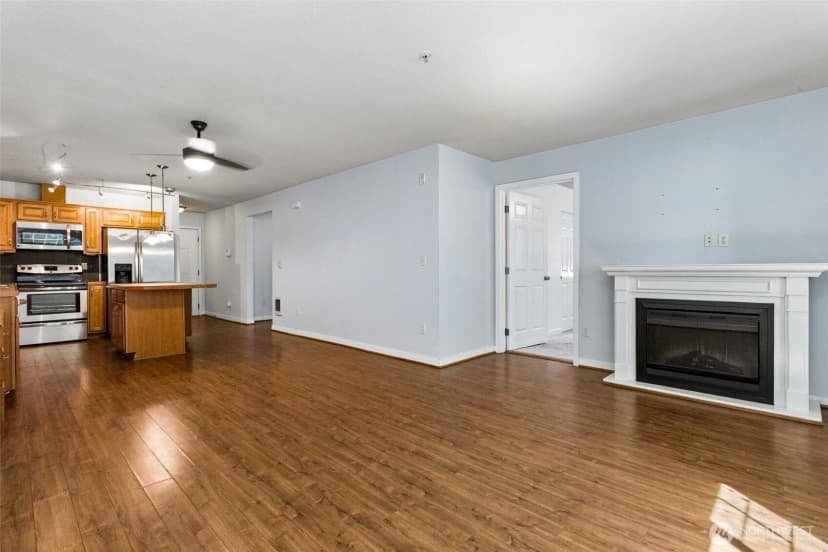 Property photo for 13421 97th Avenue E #108, Puyallup photo 6