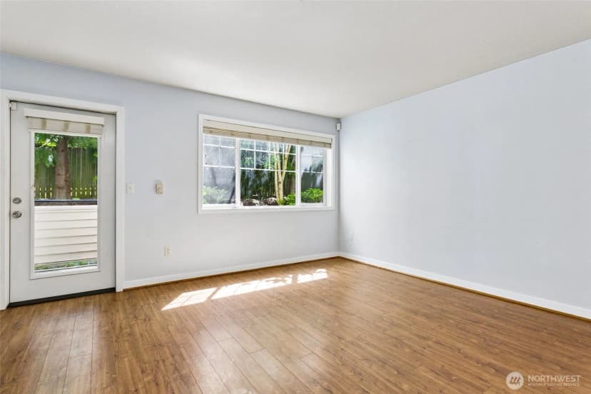 Property photo for 13421 97th Avenue E #108, Puyallup photo 4