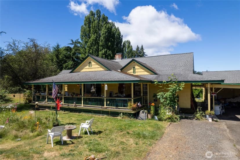 Property photo for 423 Franz Anderson Road Se, Olympia photo 12