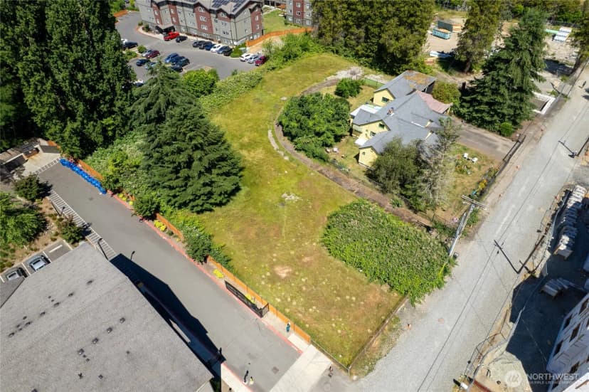 Property photo for 423 Franz Anderson Road Se, Olympia photo 23