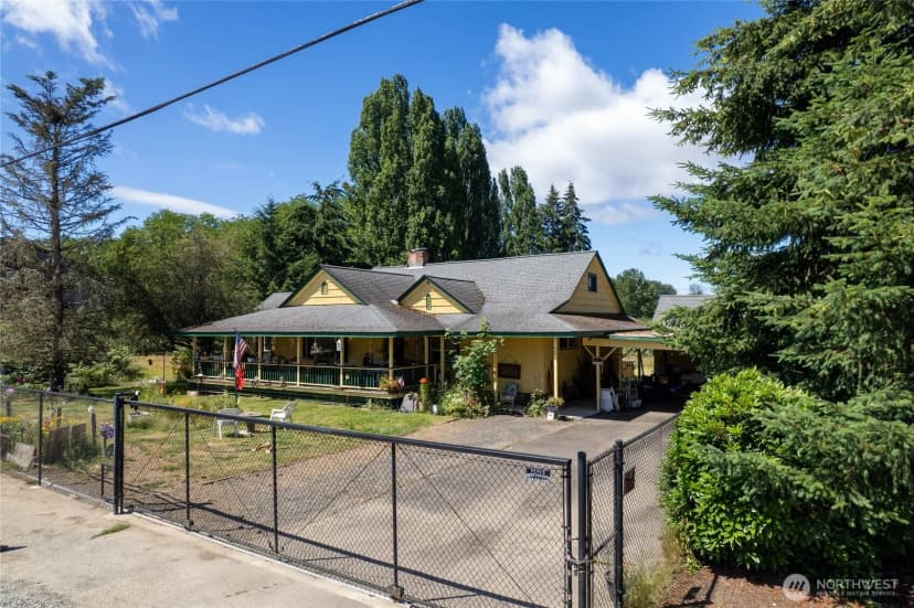 Property photo for 423 Franz Anderson Road Se, Olympia photo 13