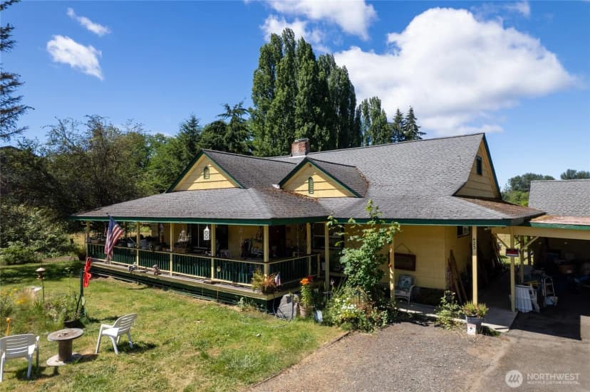 Property photo for 423 Franz Anderson Road Se, Olympia photo 11