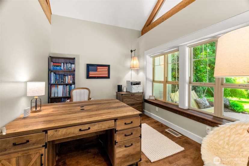 Property photo for 11500 Weisenberger Road Se, Rainier photo 18