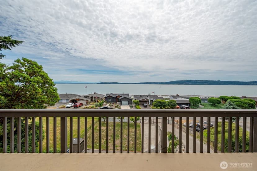 Property photo for 2123 Stoney Beach Lane, Oak Harbor photo 18