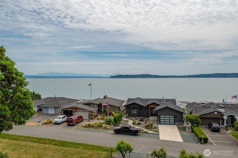 Property photo for 2123 Stoney Beach Lane, Oak Harbor photo 4