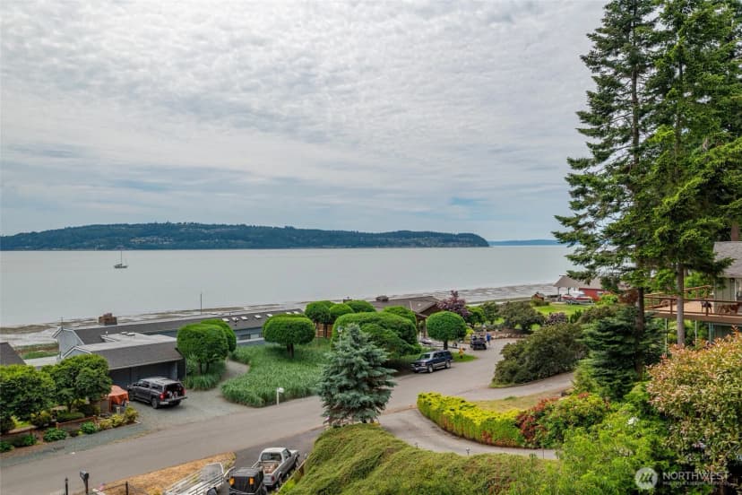 Property photo for 2123 Stoney Beach Lane, Oak Harbor photo 5