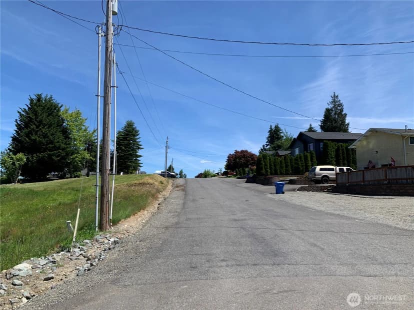 Property photo for 9805 31st Street E, Edgewood photo 26