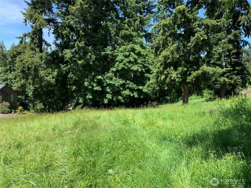 Property photo for 9805 31st Street E, Edgewood photo 20
