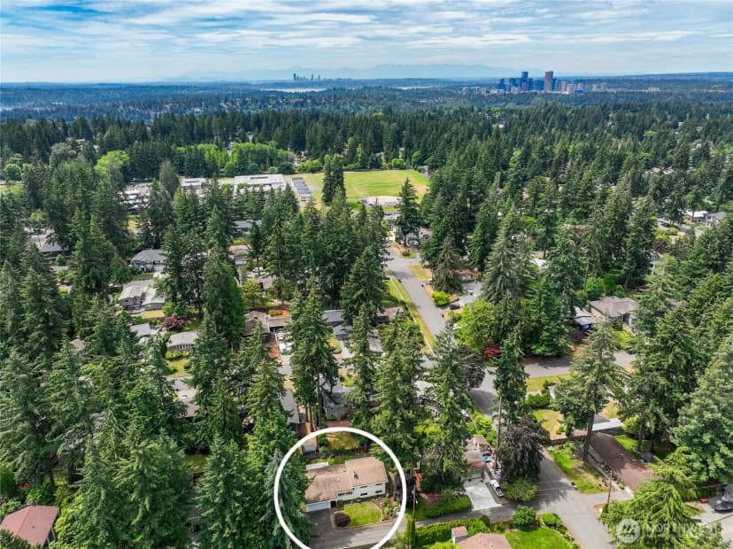 Property photo for 2015 152nd Place Se, Bellevue photo 34
