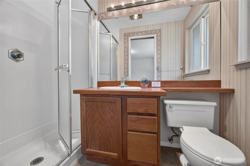 Property photo for 2015 152nd Place Se, Bellevue photo 19