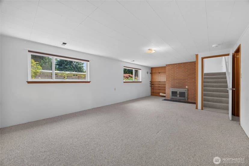 Property photo for 2015 152nd Place Se, Bellevue photo 25