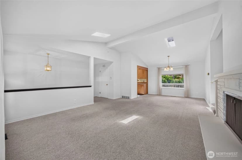 Property photo for 2015 152nd Place Se, Bellevue photo 8