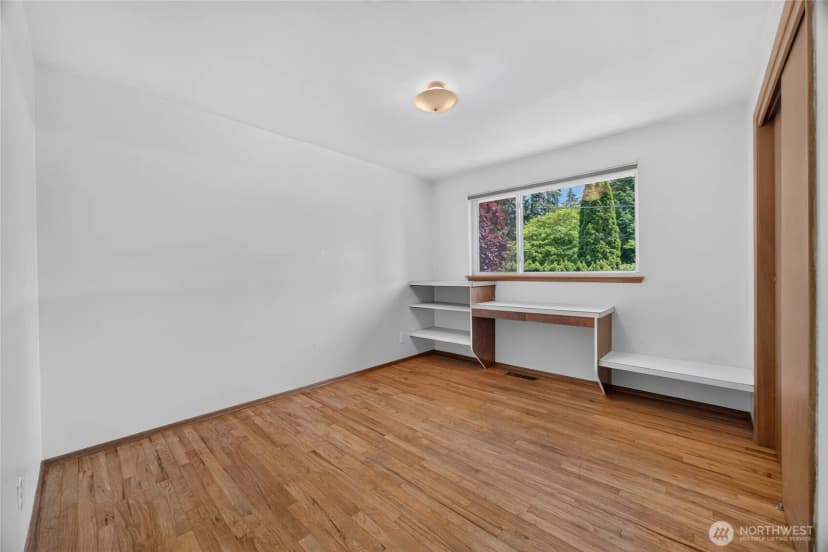 Property photo for 2015 152nd Place Se, Bellevue photo 20