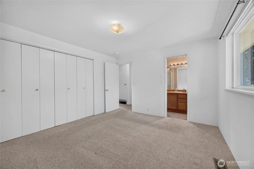 Property photo for 2015 152nd Place Se, Bellevue photo 18